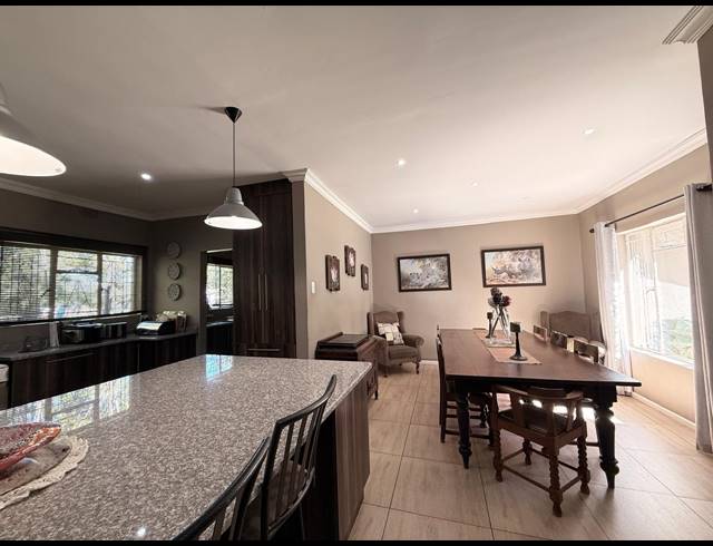 4 BEDROOM HOUSE FOR SALE IN AVIARY HILL